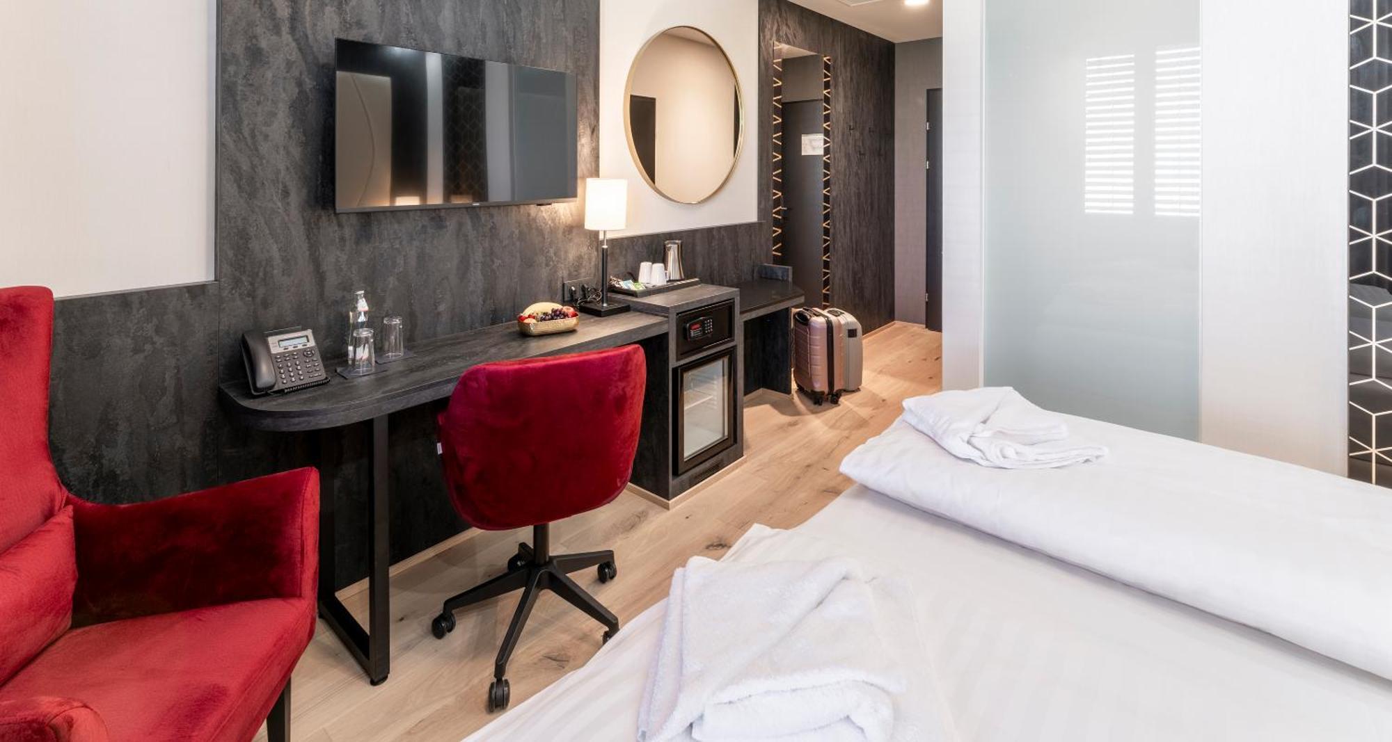 Plaza Inn Wiener Neustadt, BW Signature Collection 외부 사진
